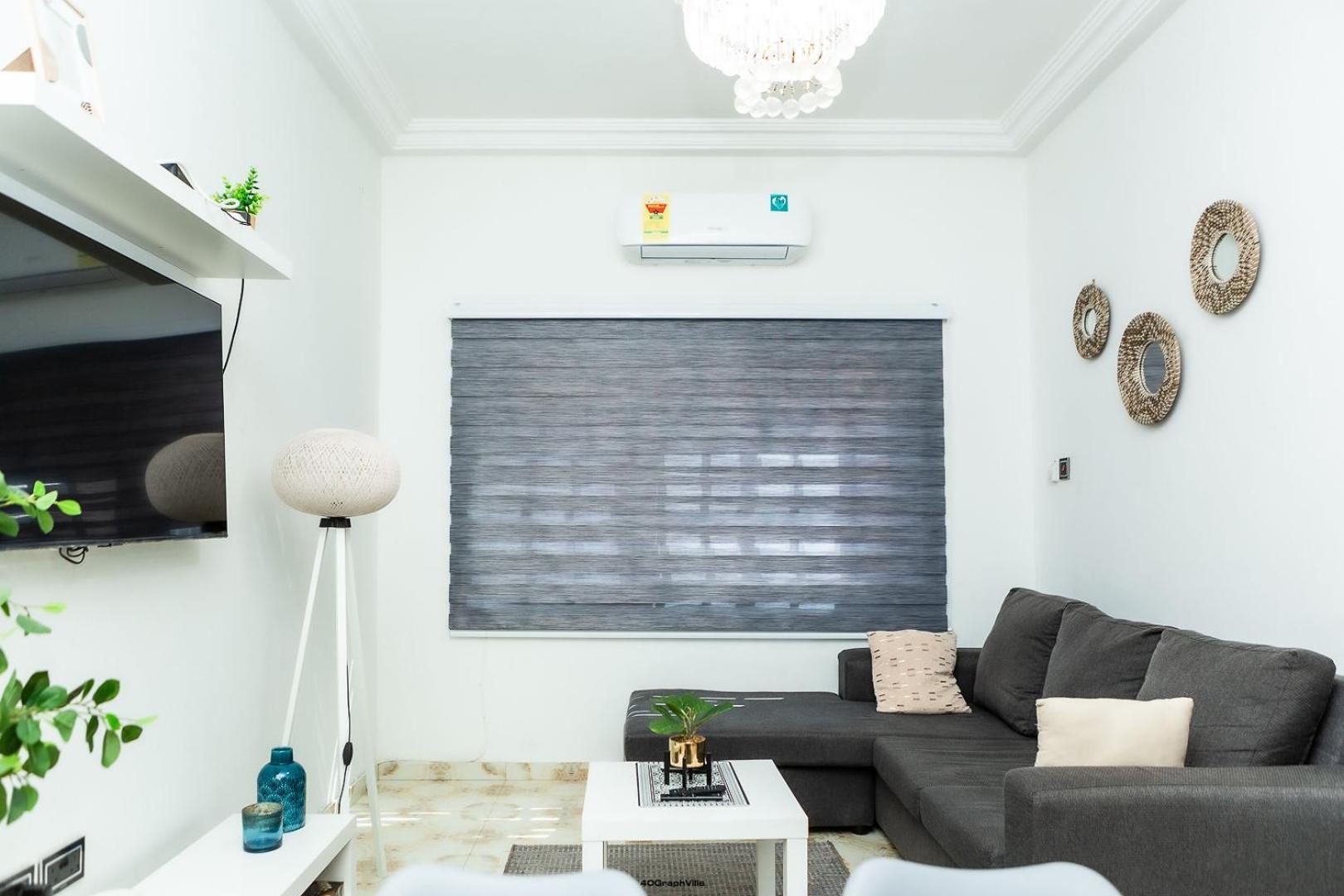 Stylish East Legon Apartment - Ac, Wi-Fi, Netflix Акра Екстериор снимка
